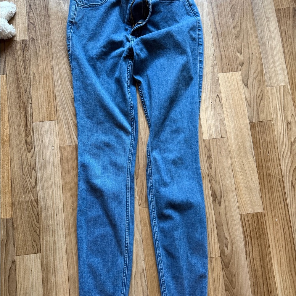 Hollister 8L skinny jeans